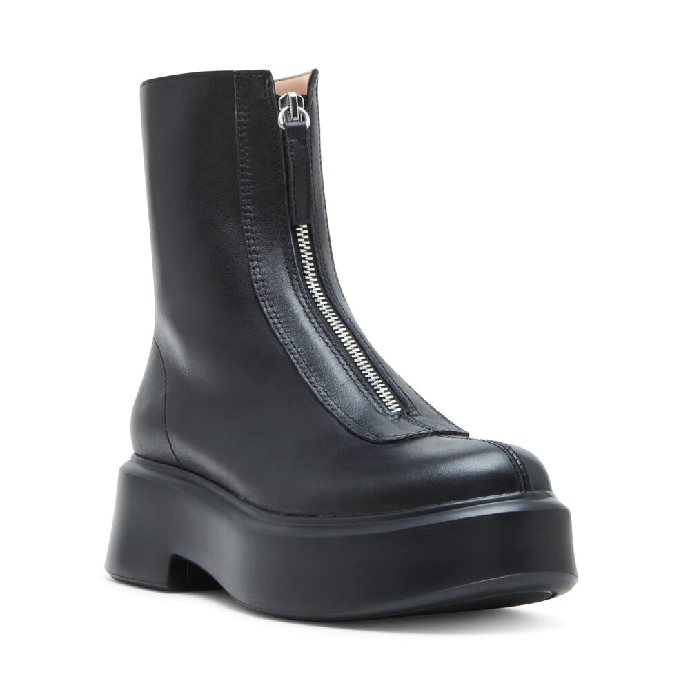Steve Madden Black Leather Platform Zip Ankle Boots